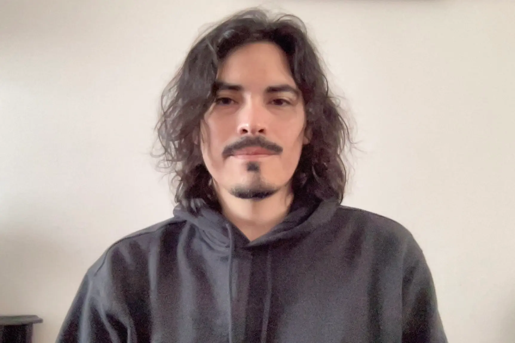 cara de seba sonriendo